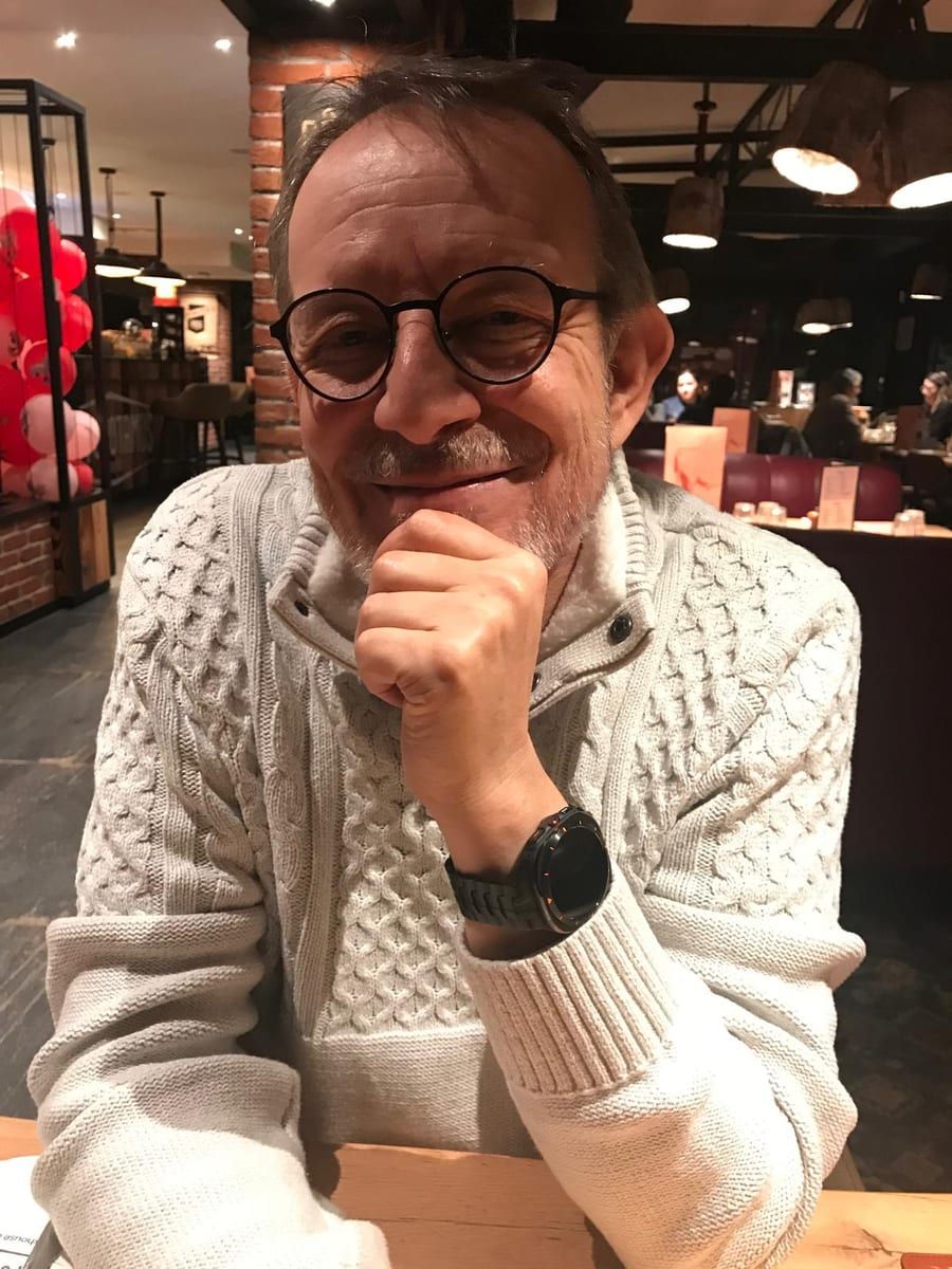 Profil von Azouz
